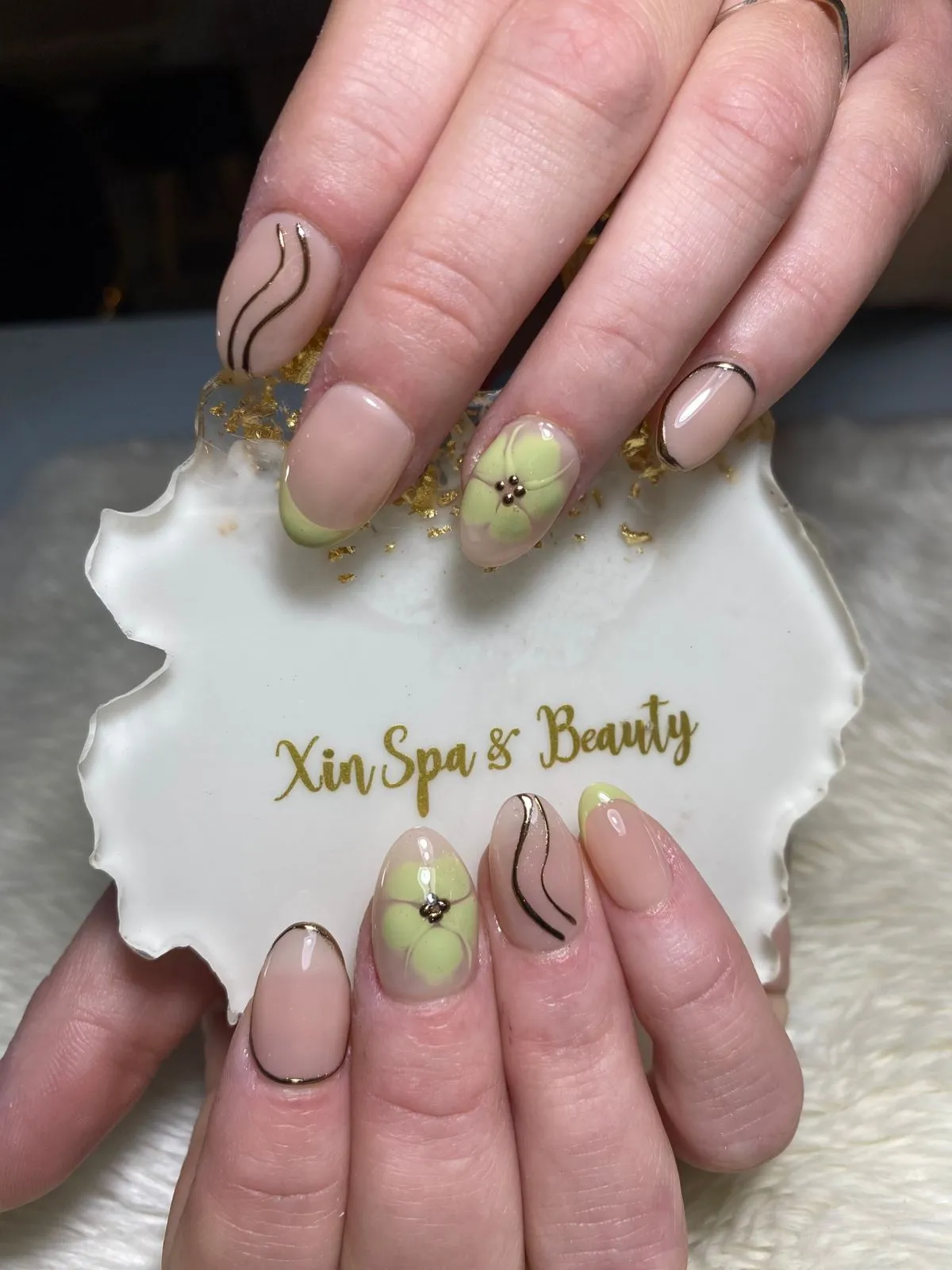 Thumbnail for Nail Pecatu
